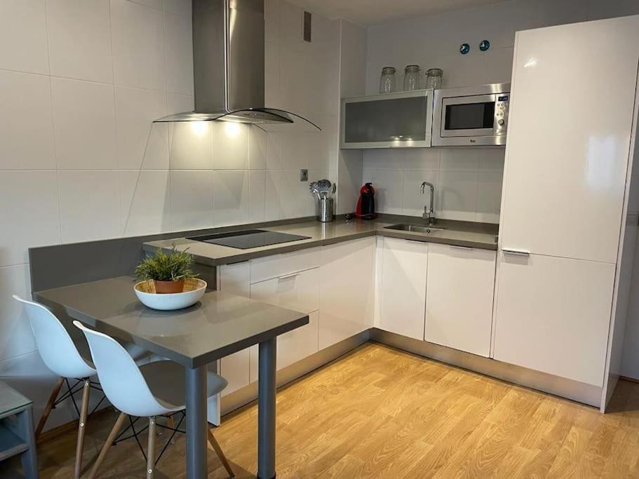 Bonito Apartamento Cerca Del Centro - Trinidad Málaga Kültér fotó