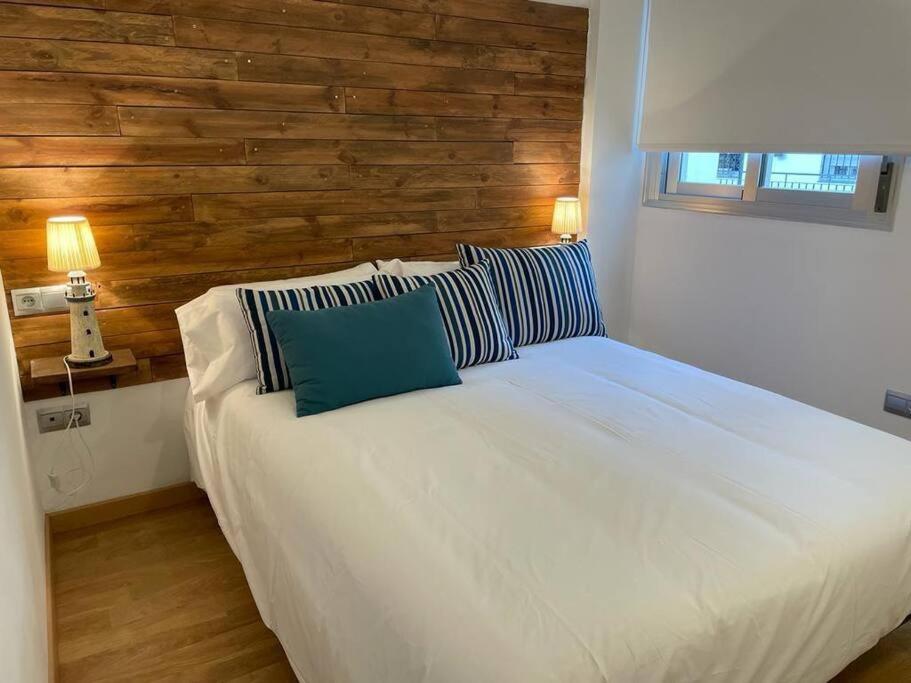 Bonito Apartamento Cerca Del Centro - Trinidad Málaga Kültér fotó